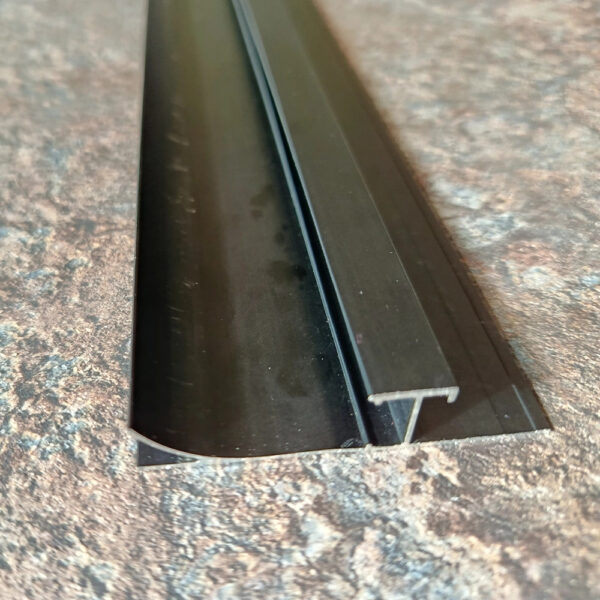 Alumínium szegély 3-8 mm falpanelhez, LED szalagos rejtett világításhoz, 2800 mm - Fekete